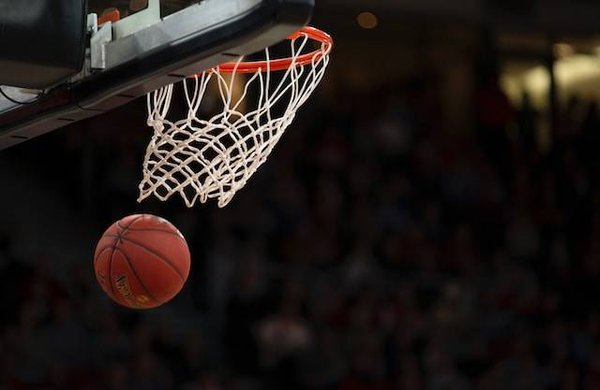 Comment s'entraîner efficacement au basket en trois étapes ?